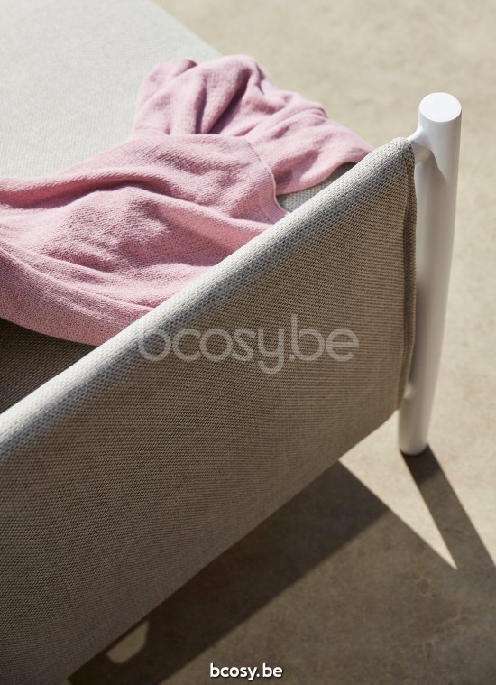 Diphano Switch Stapelbarer 2,5-Sitzer Stoff Kissen-Set inklusive Aluminium Weiß Gestell Stoff Wetterfest Seagull.