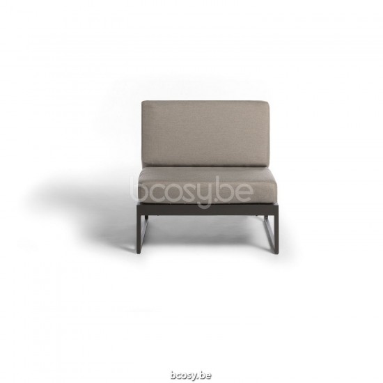 Diphano Landscape Modular kleine middelste zetel met teak armsteun Aluminium Lava Frame Stof All Weather Brown Mêlé Armleunin.