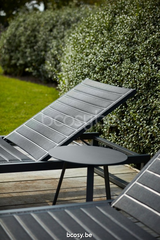 Diphano Metris Bain de soleil à roulettes Cadre Aluminium Lava Tissu double couche de Textylène noir.