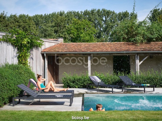 Diphano Metris Sunlounger with wheels Aluminium Lava Frame double layer Textylene Black Fabric.