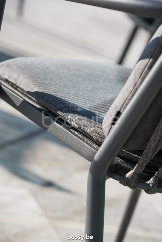 Diphano Diamond Stapelbarer Gartenstuhl Aluminium Lava Gestell Stoff Batyline Cafe Seil Holzkohle 14mm.