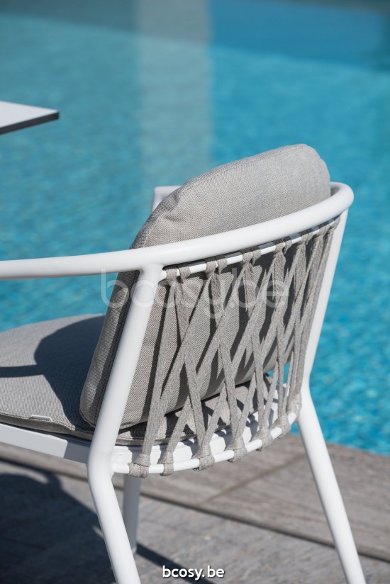 Diphano Diamond garden outdoor dining armchairs PCA White Batyline White Rope Rye 14mm.