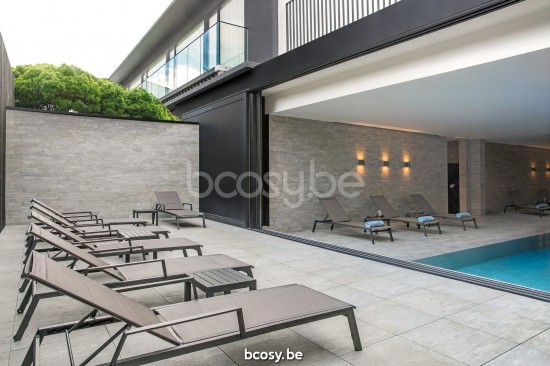 Diphano Selecta sun beds loungers with arms PCA Lava single layer Batyline Cafe.