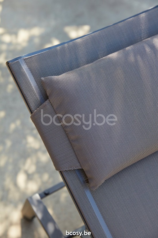 Diphano Selecta ligbedden zonnebedden met teak armsteun Aluminium Wit enkele laag Batyline Zandkleur Armleuningen in Naturel .