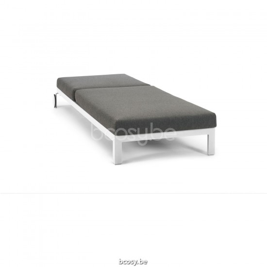 Diphano Cubic Chaise longue empilable à roulettes Cadre Aluminium blanc.