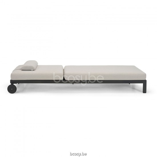 Diphano Cubic Stackable Sunlounger with wheels Aluminium Lava Frame.