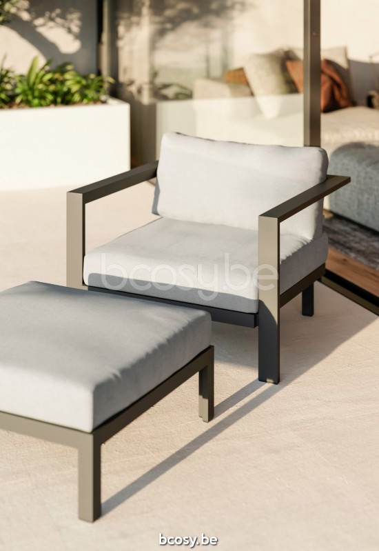 Diphano Cubic Modular voetensteun medium Aluminium Lava Frame.