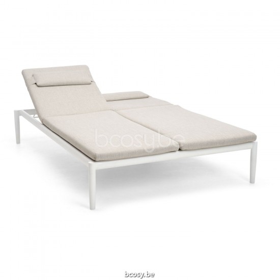 Diphano SWITCH Stackable double lounger Aluminium White Frame Batyline White Fabric.