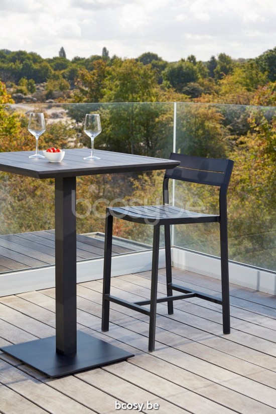 Diphano Metris table bistro de comptoir M (72x72) Cadre Aluminium Lava.