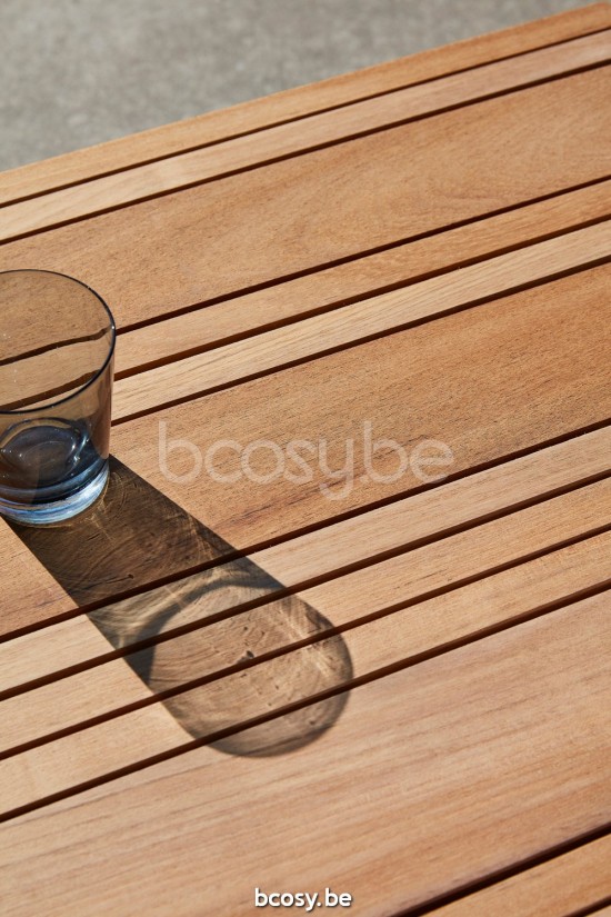 Diphano Switch table basse S teck (140x62) Cadre Aluminium Lava Dessus Teck naturel.