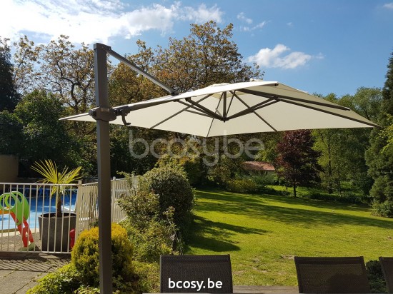 Jardinico ANTEGO 200x300 Rechthoekige Vrijhangende Parasol 2x3 Mast Antraciet-charcoal Doek Natural Classic-Acryl solids.