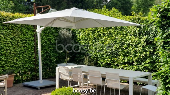 Jardinico ANTEGO 300x300 Square Cantilever Parasol Pole White Canopy Cloud Sunbrella.