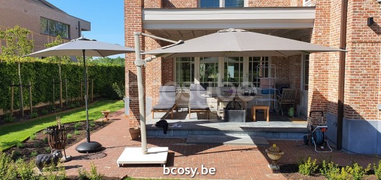 Jardinico ANTEGO 300x300 Square Cantilever Parasol Pole Linen Canopy Taupe Classic-Acryl solids.