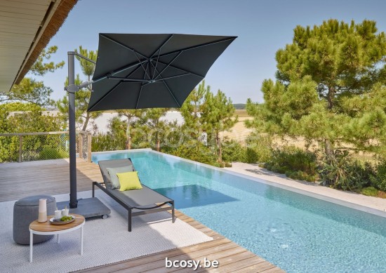 Jardinico ANTEGO Square Parasol Base 125kg Black.