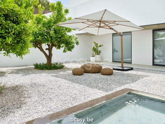 Jardinico JCP301 300x300 Quadratischer Freiarmschirm Strukturiertes Teakholz Aluminium Mast Stoff Pearl Sunbrella Plus Marine.