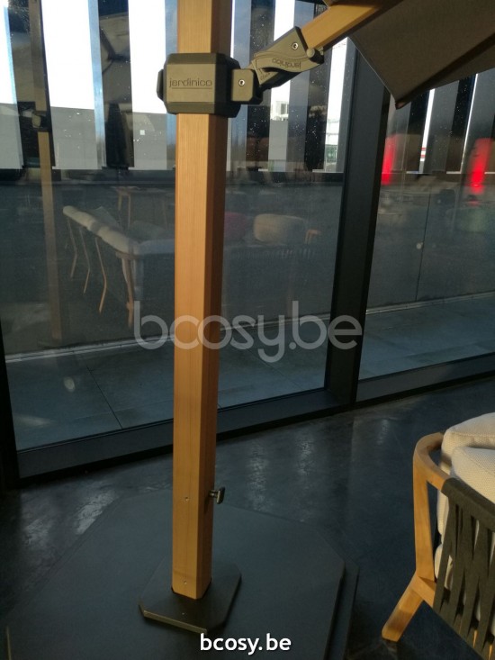 TUUCI OCEAN MASTER MAX SINGLE CANTILEVER ALUMA TEAK 300x300 Cantilever Parasol.