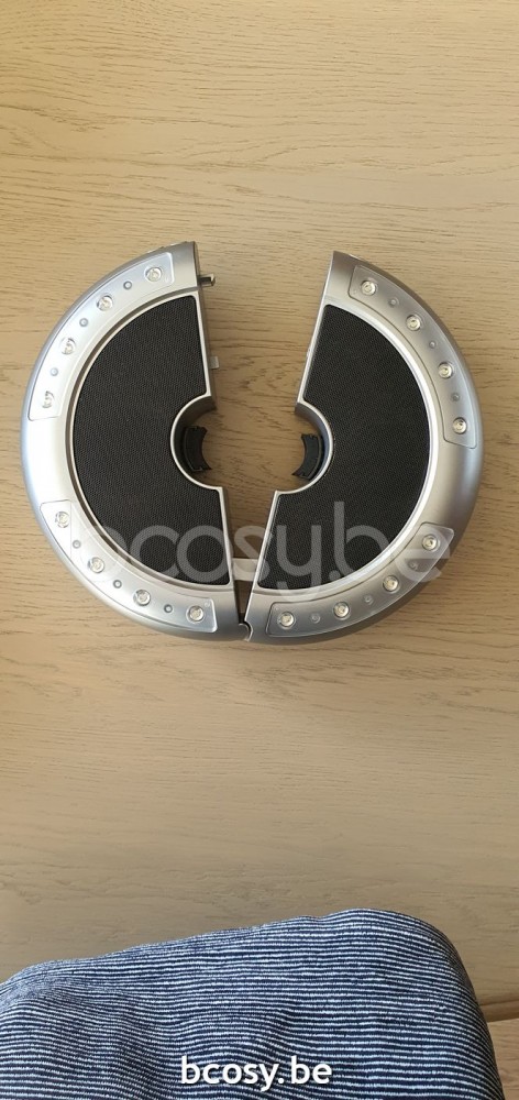 Jardinico LUNA Parasol sunbrella lighting.