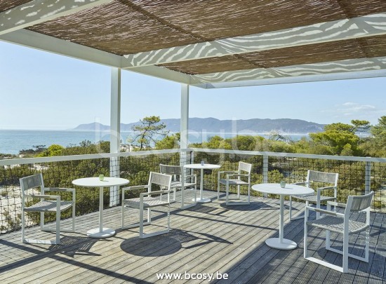 Jardinico MANTRA BISTRO fauteuils de jardin avec accoudoirs.