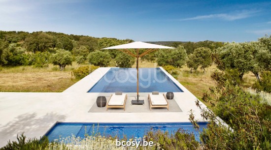 Jardinico MOOREA 300x300 Quadratischer Ampelschirm Teakholz Verkratzt Mast Stoff Natural Classic-Acryl solids.