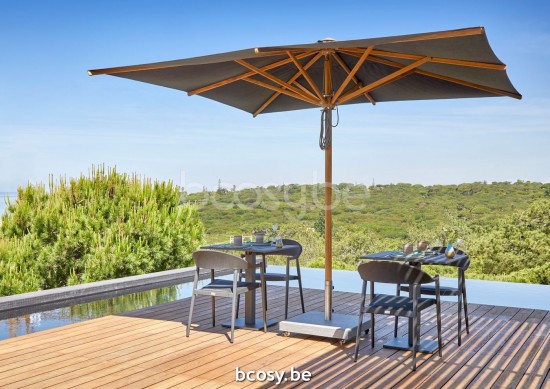 Jardinico MOOREA 300x300 Vierkante Middenstam Parasol 3x3 Mast Teakhout Bekrast Doek Taupe Classic-Acryl solids.