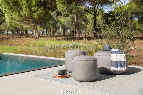 Jardinico POUFS BAY Runder Puff Medium Flame.