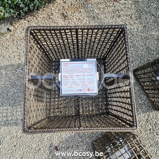 Jardinico SOLORE Quadratischer Led-beleuchtung Kleiner Würfel Taupe.