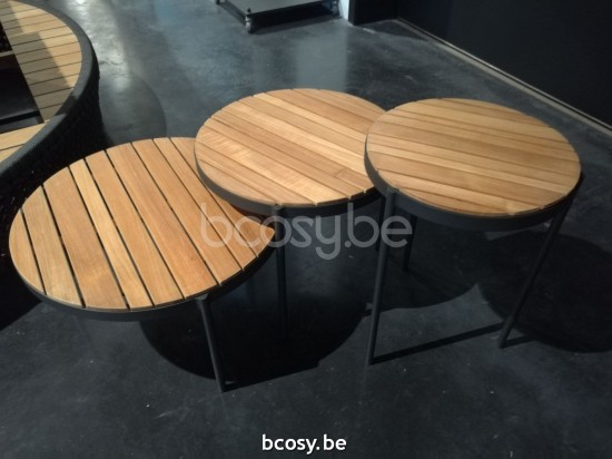 Jardinico VOLTE Round Outdoor Garden Side Table Nestable Ø75 Charcoal Powder Coated Aluminium Teak.