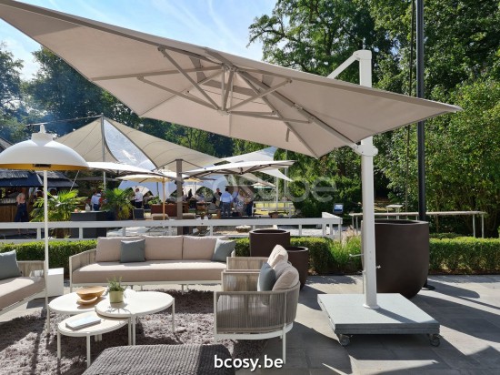 Jardinico VOLTE Garten Couchtische.