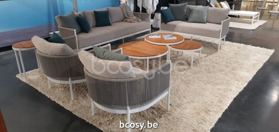 Jardinico VOLTE Round Outdoor Garden Side Table Nestable Ø60 White Powder Coated Aluminium Teak.