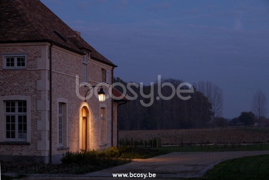 Tekna Nautic MONTROSE WALL LARGE-LED-donker brons-helder glas.