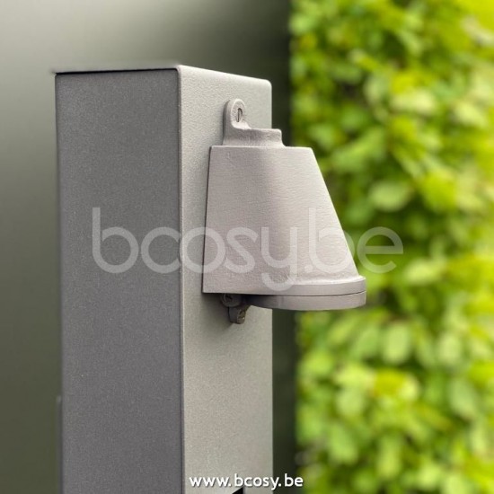 Tekna Nautic WILBY-donker brons met Spreaderlight ruw donker brons.