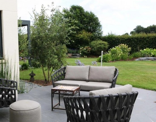 Vincent Sheppard Leo Lounge Sofa Lava Aluminium frame.