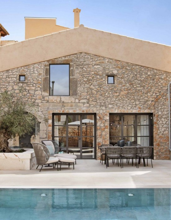 Vincent Sheppard Kodo Garden Outdoor hassocks footstools Fossil Grey Aluminium frame.