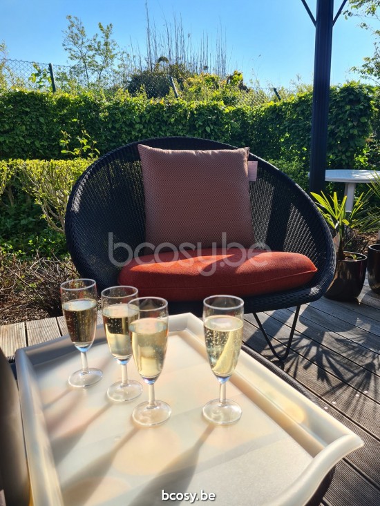 Vincent Sheppard Gipsy Aussen Kokon gartenstuhl gartenstuehle Rahmen aus Schwarz Stahl Schwarz Flechtwerk Polyethylen.