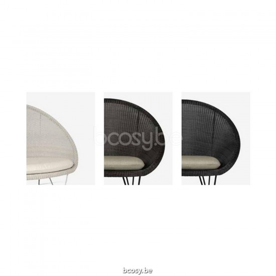 Vincent Sheppard Fauteuil Gipsy Cocoon Gipsy Cocoon Black Hairpin Base cadre en Acier Noir Tressage Noir Polyéthylène.