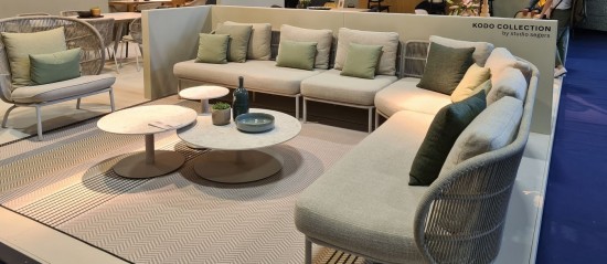 Vincent Sheppard Kodo Modulare Mitte Rahmen aus Dune Weiß Aluminium Dune Weiß Seil Polypropylen.