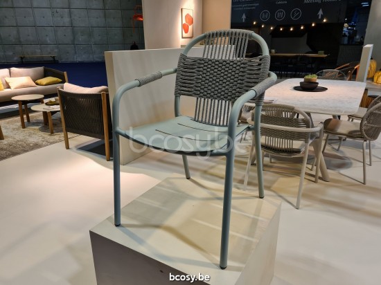 Vincent Sheppard Cleo Lehnstuhl Rahmen aus Salbei Grün Aluminium Misty Dots Seil Polypropylen.