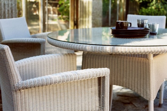 Vincent Sheppard Safi Tuinarmstoelen Old Lace Wicker Polyethyleen.