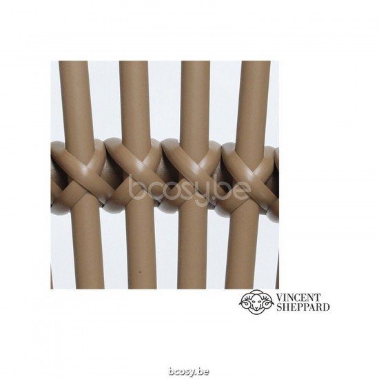 Vincent Sheppard ROXY Esstischstuhl Roxy Stuhl Rahmen aus Schwarz Stahl Kamel Flechtwerk Polyethylen.