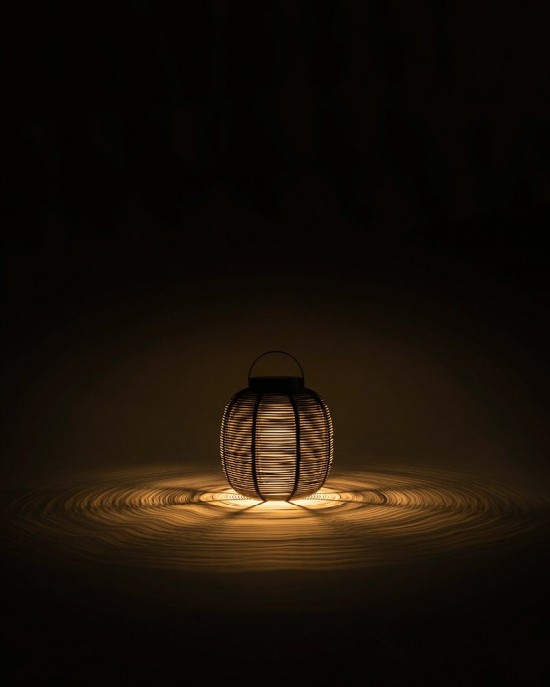 Vincent Sheppard TIKA Laterne - Camel Tika Lanterne Petite Cordon en osier Chameau Polyéthylène.