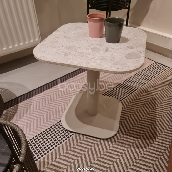 Vincent Sheppard Table d'appoint Kodo métal - céramique Kodo Table d'appoint de jardin cadre en Aluminium Blanc dune.