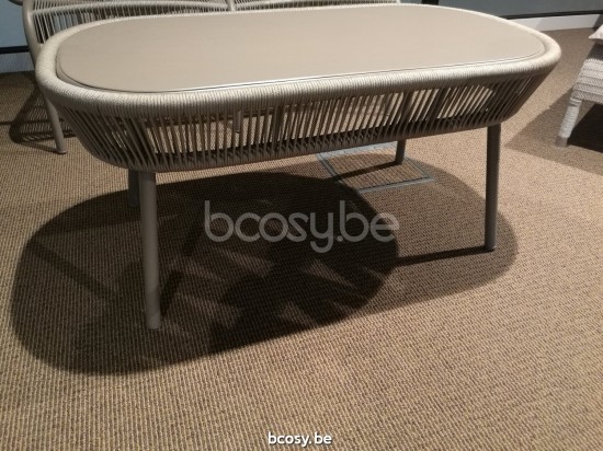 Vincent Sheppard LOOP Table basse Loop Table d'appoint de jardin cadre en Aluminium Taupe Cordon Crocheté Taupe Polypropylène.
