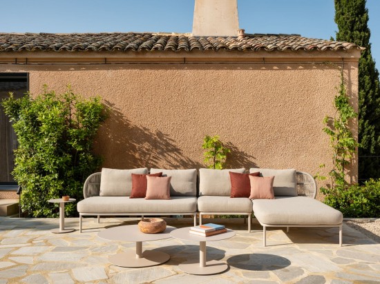 Vincent Sheppard Kodo garden outdoor coffee tables Dune White Aluminium frame Dia 68.