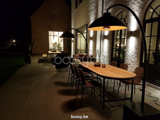 Vincent Sheppard Wicked Garten Aussentische Rahmen aus Schwarz Aluminium 250x90.