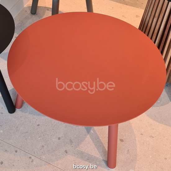 Vincent Sheppard Lilo Tables basses de jardin à café Cadre en Aluminium Terre cuite Dia 60.