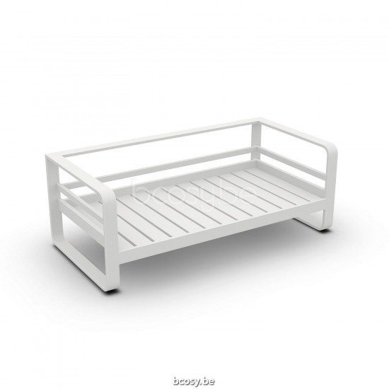 Jati Kebon Reno Sofa 2-Sitzer Weißes mattes Aluminium.