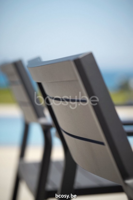 Diphano Metris Barhocker 62h Aluminium Lava Gestell.