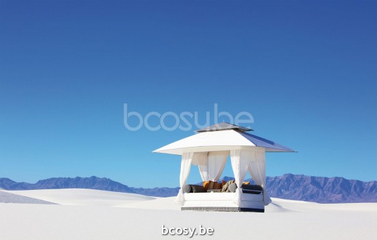 Tuuci Mercury Lounge.