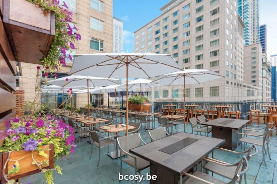 Tuuci Ocean Master M1 Center Post Hexagon Aluma Teak Naturel.