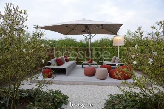 TUUCI Cantilever free pole Aluminium Umbrellas.